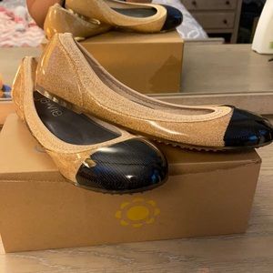 Ja-Vie comfy Jelly Knit Flats